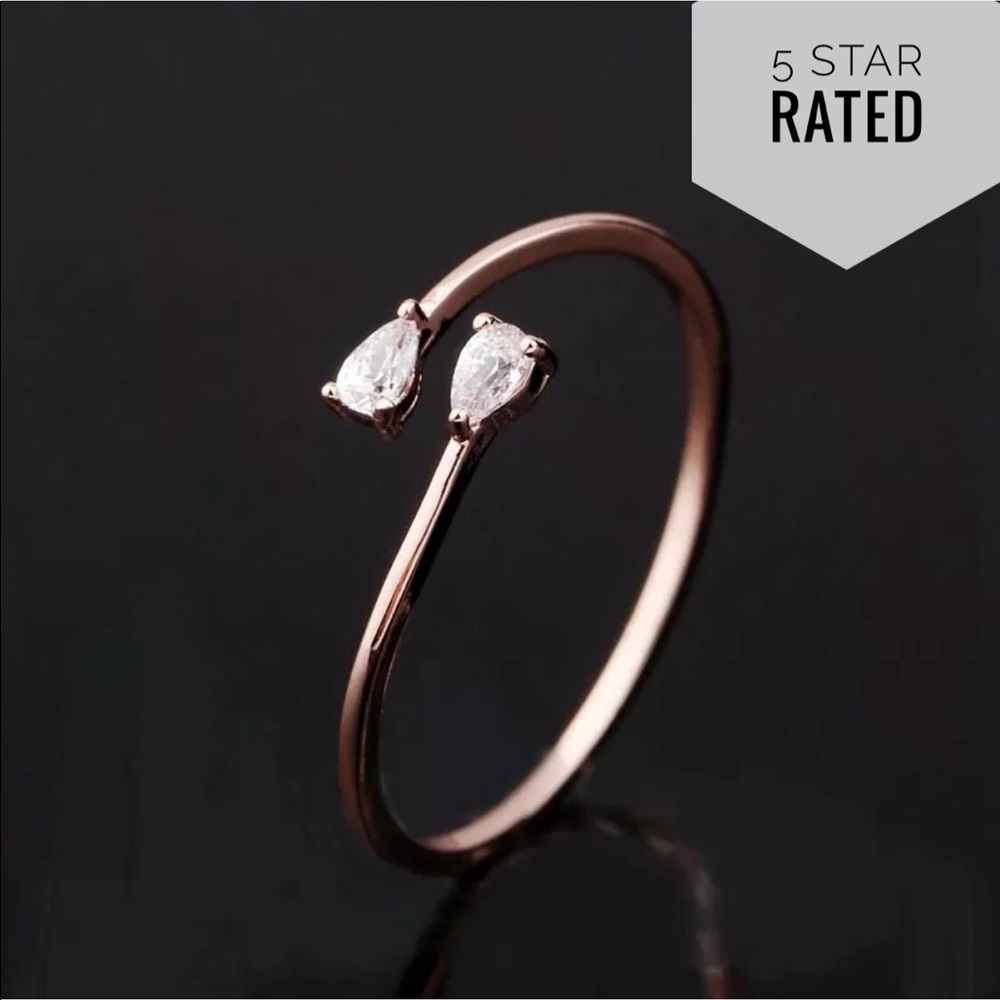 ⭐️Rose gold and crystal ring - Picture 7 of 7